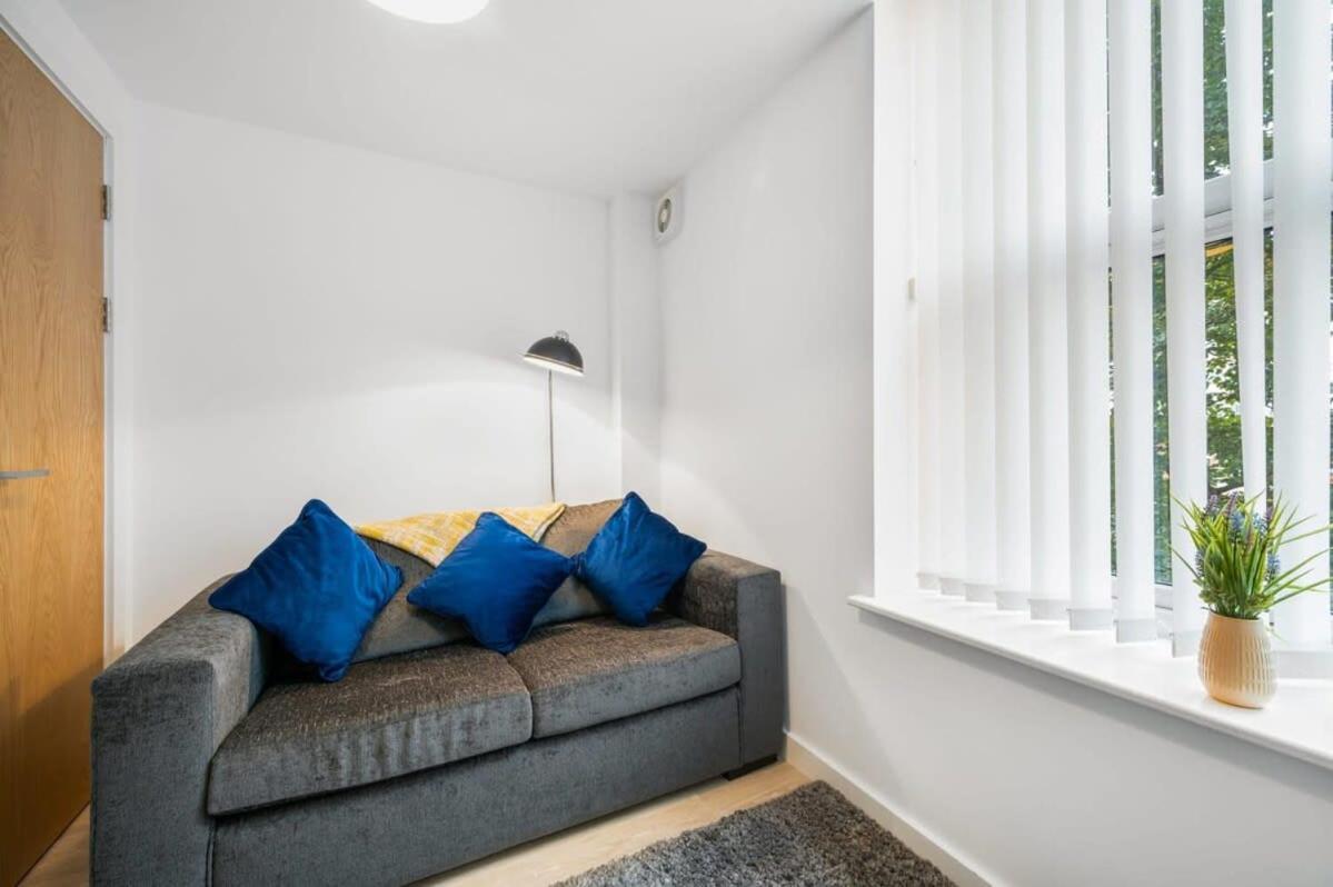 A Lovely 2 Bedroom Apartment In The Heart Of Preston Πρέστον Εξωτερικό φωτογραφία